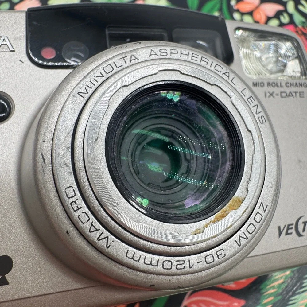 Minolta Vectis 40 APS Film Camera 30-120mm Macro Zoom Lens Silver IX-Date